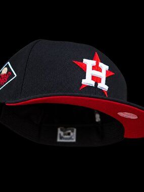 New Era Houston Astros Black Red Fitted Hat 7 3/8 New